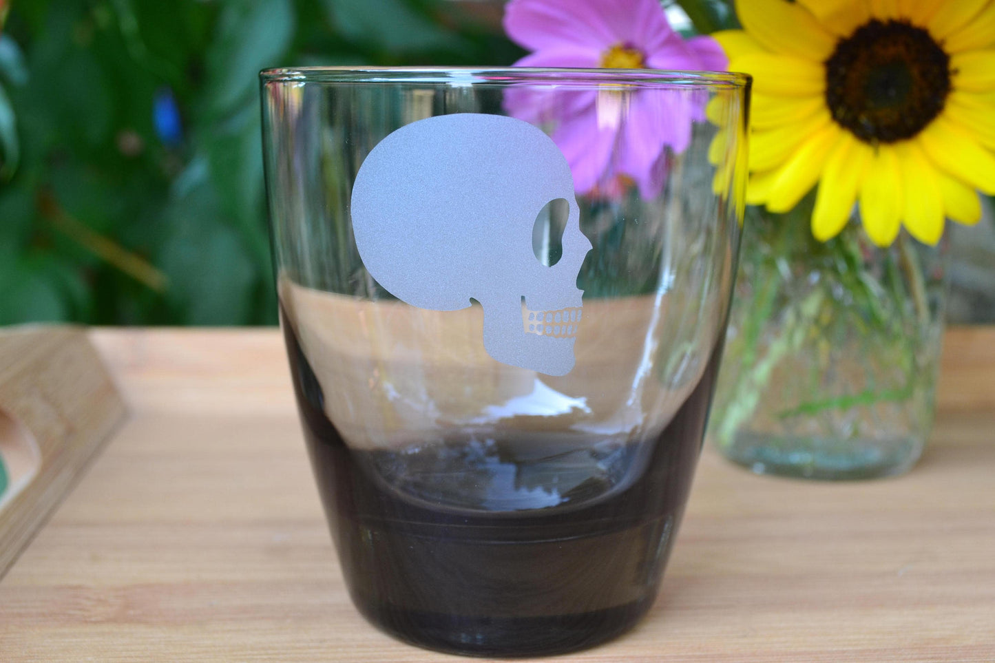 (H) Glassware, Black Skull