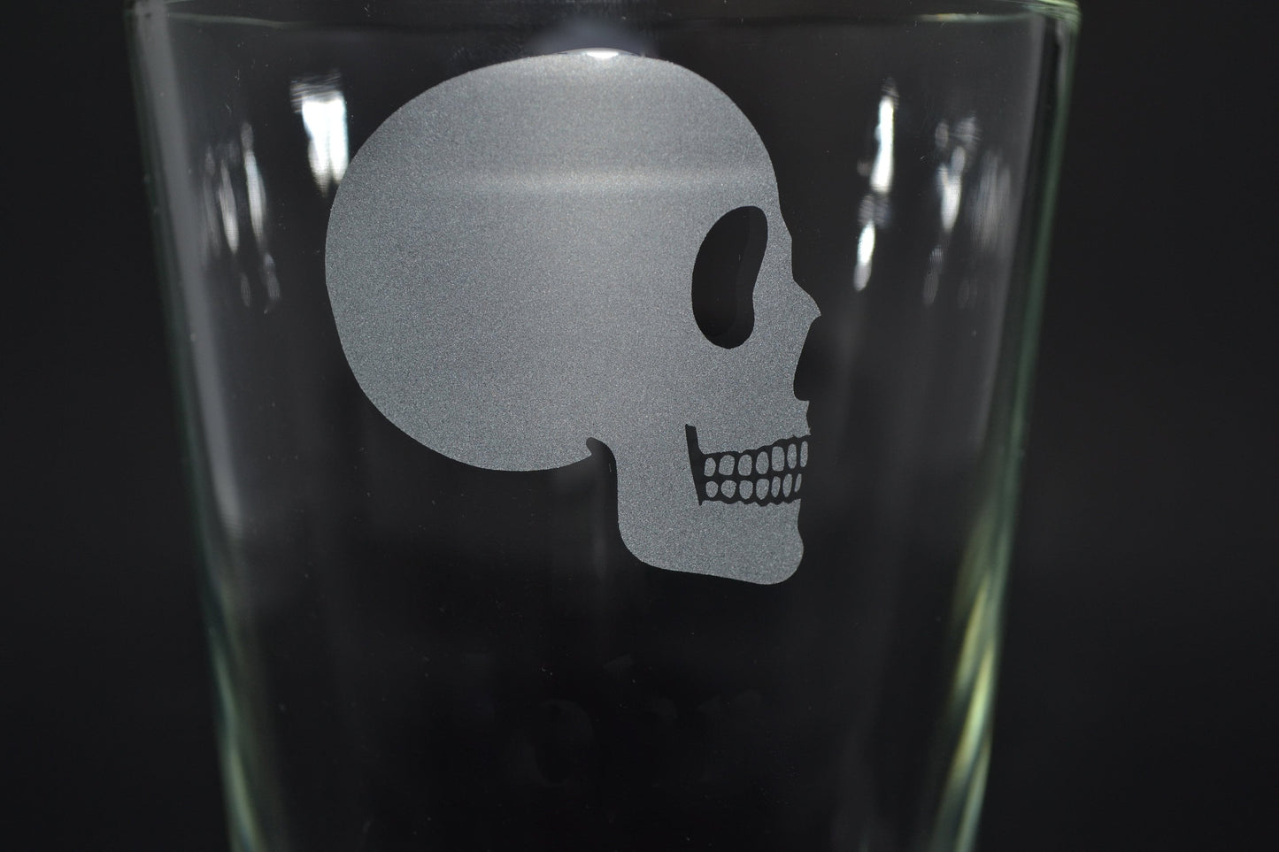 (H) Pint Glass, Skull Pint Glass