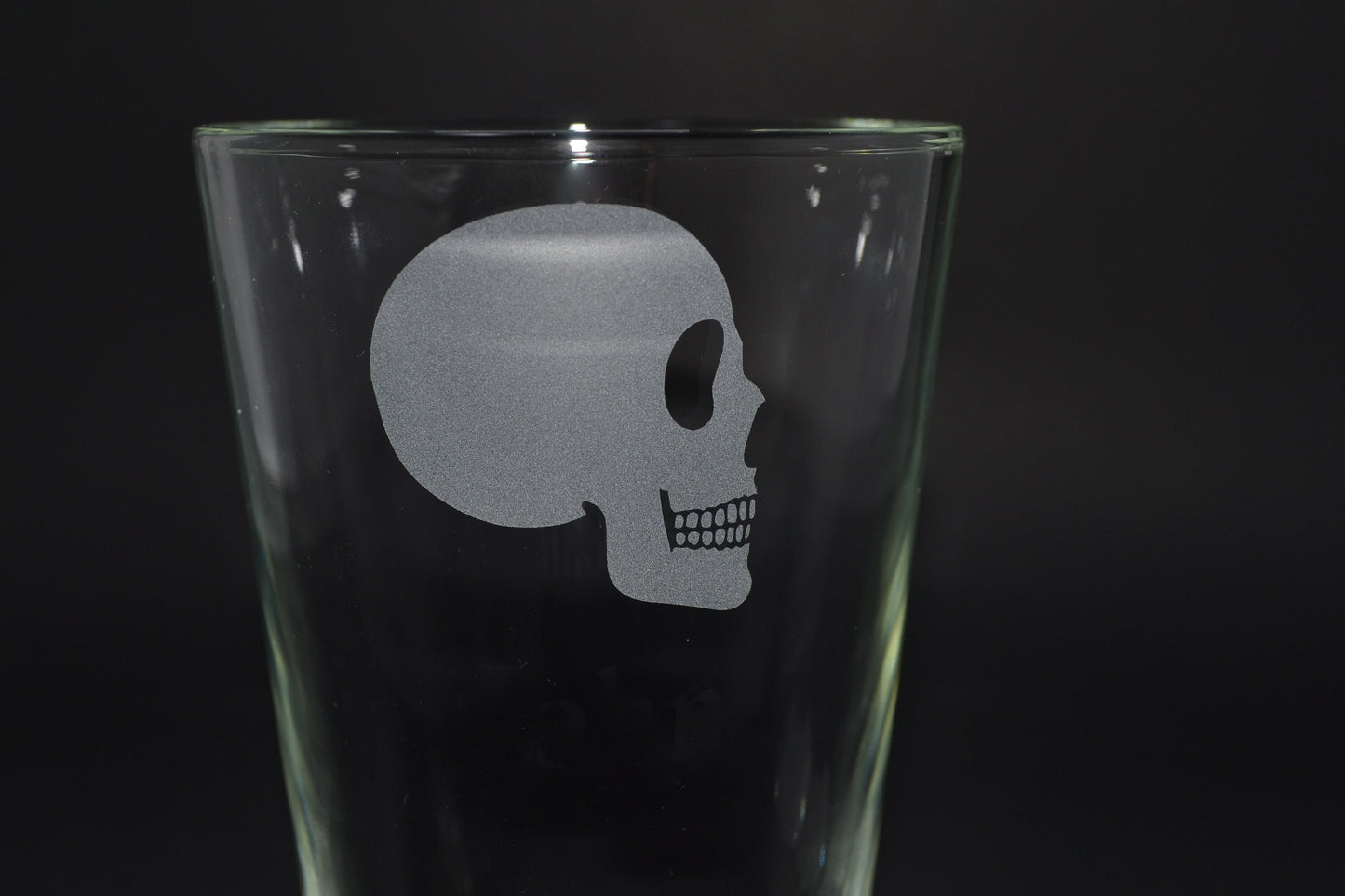 (H) Pint Glass, Skull Pint Glass