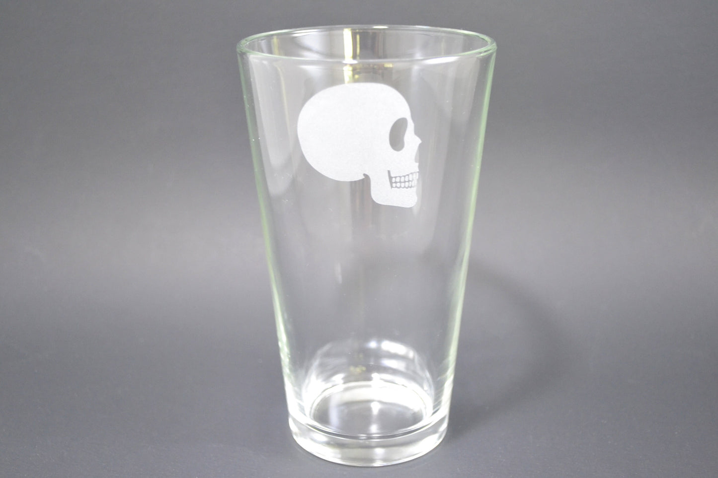 (H) Pint Glass, Skull Pint Glass