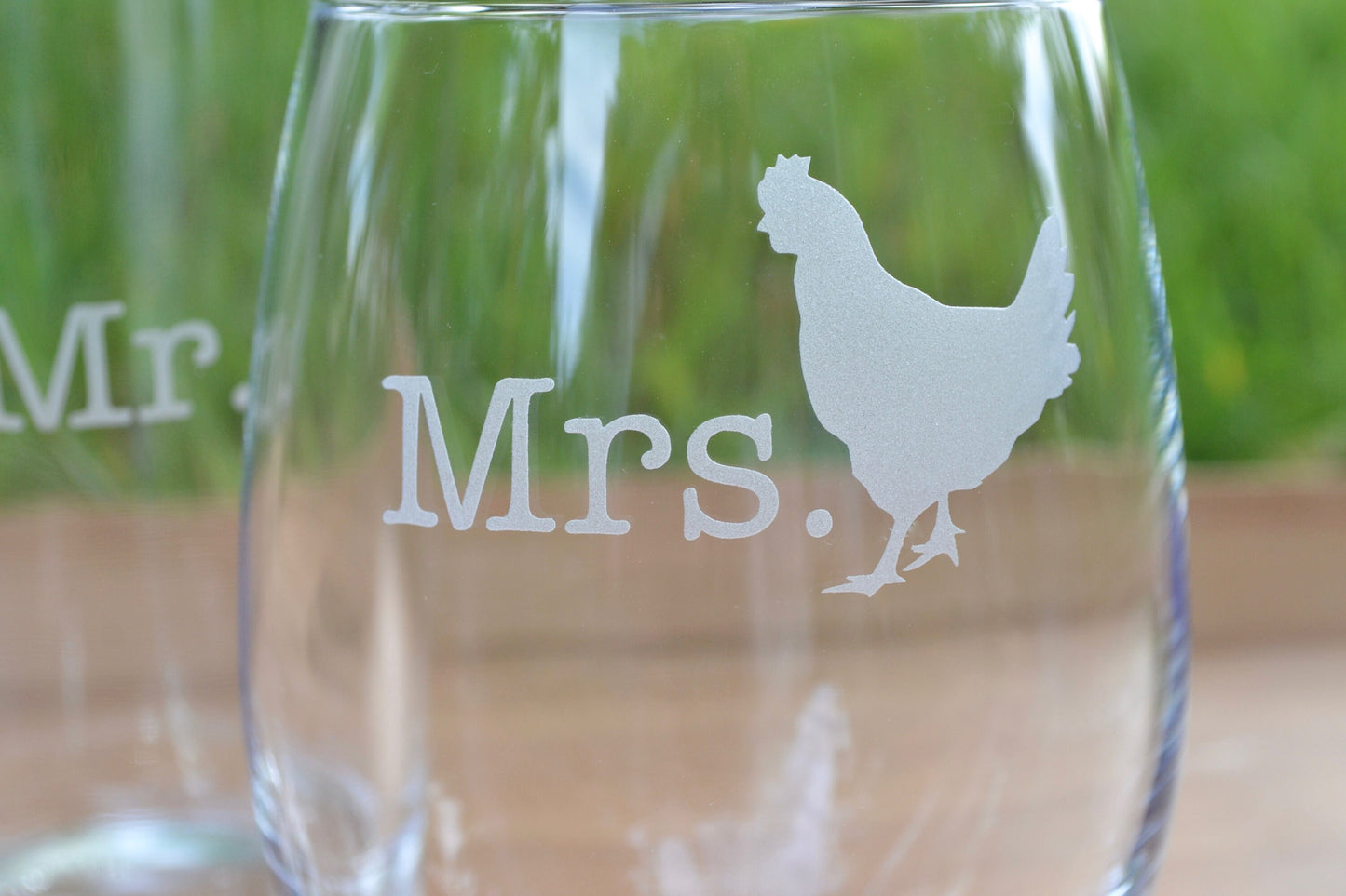 (H) Glassware, Mr. and Mrs. Glasses, Chicken Glassware Set