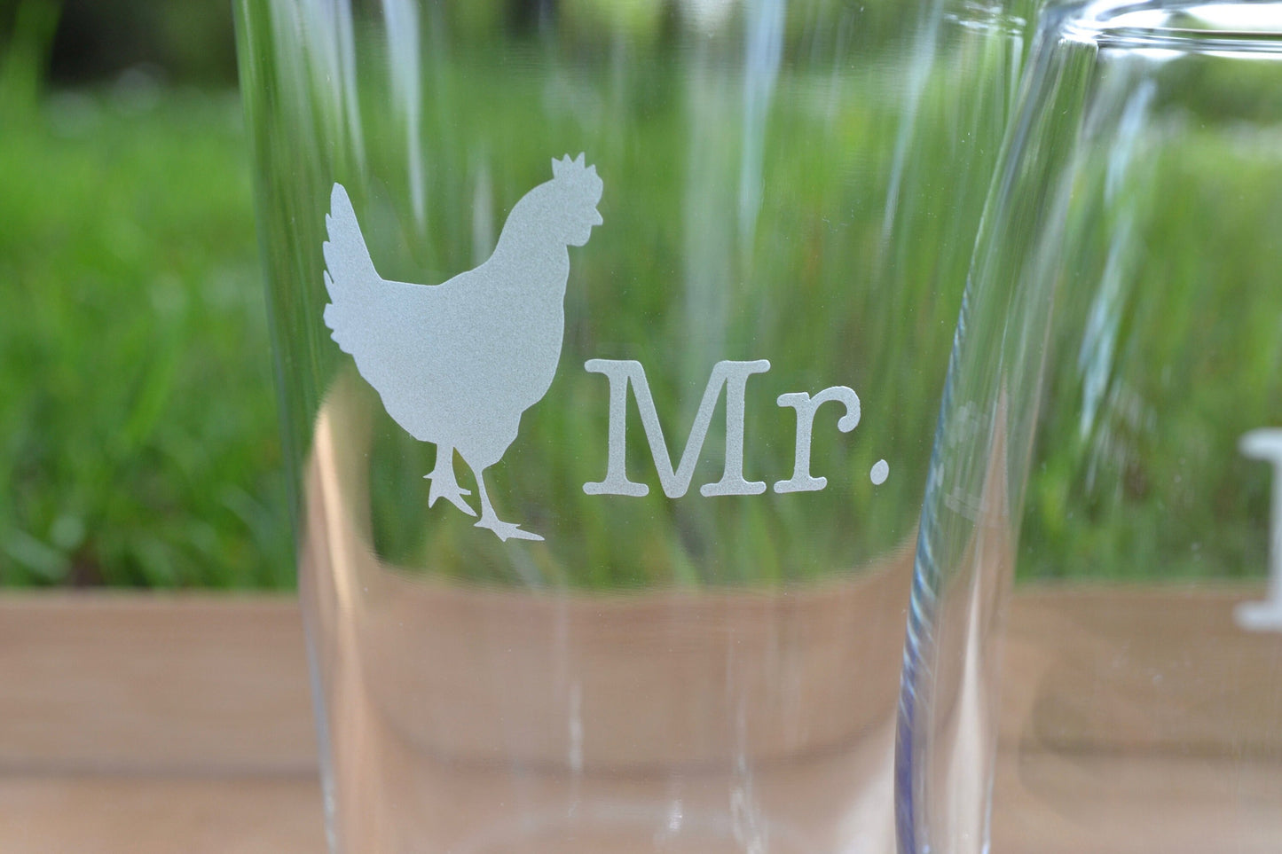 (H) Glassware, Mr. and Mrs. Glasses, Chicken Glassware Set