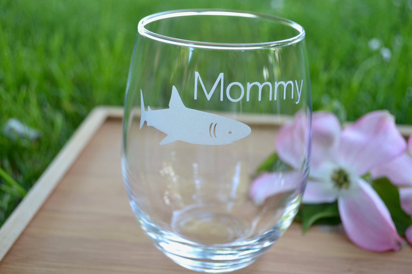 (H) Glassware, Mommy and Daddy Glasses, Sharks