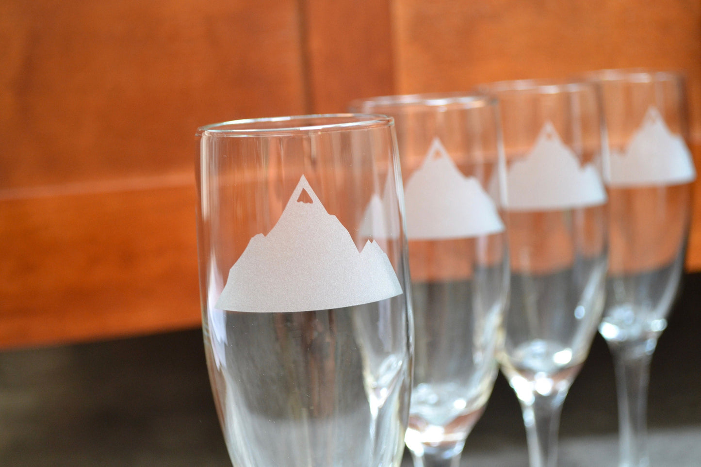 (H) Champagne Glasses, Sand Etched Champagne Glasses, Mountains