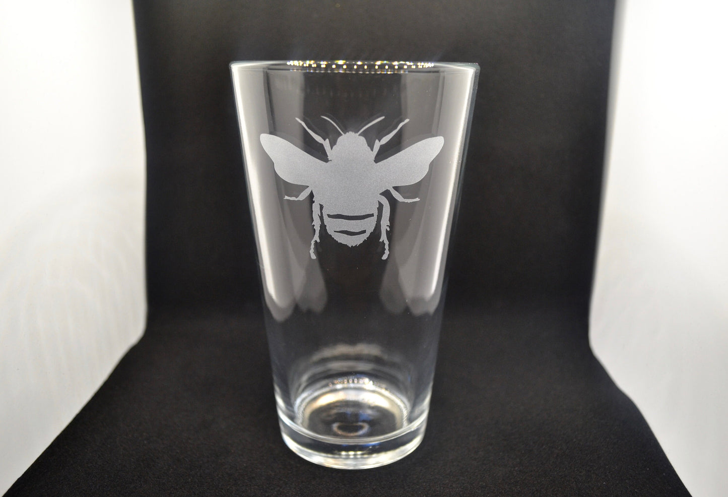 (H) Pint Glasses, Bee Glassware