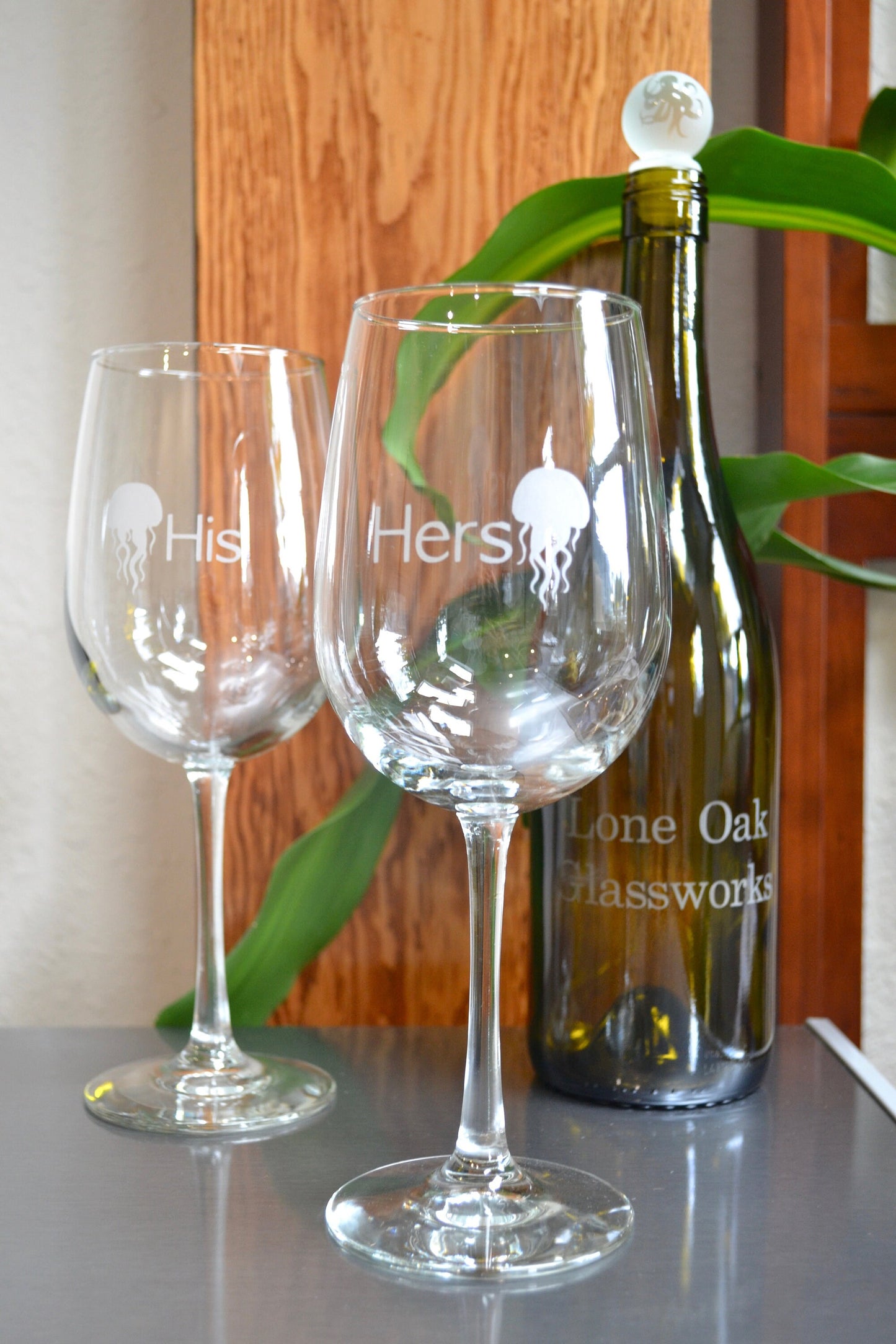 (H) Wine Glasses, His and Hers Glasses, Jellyfish Glassware Set