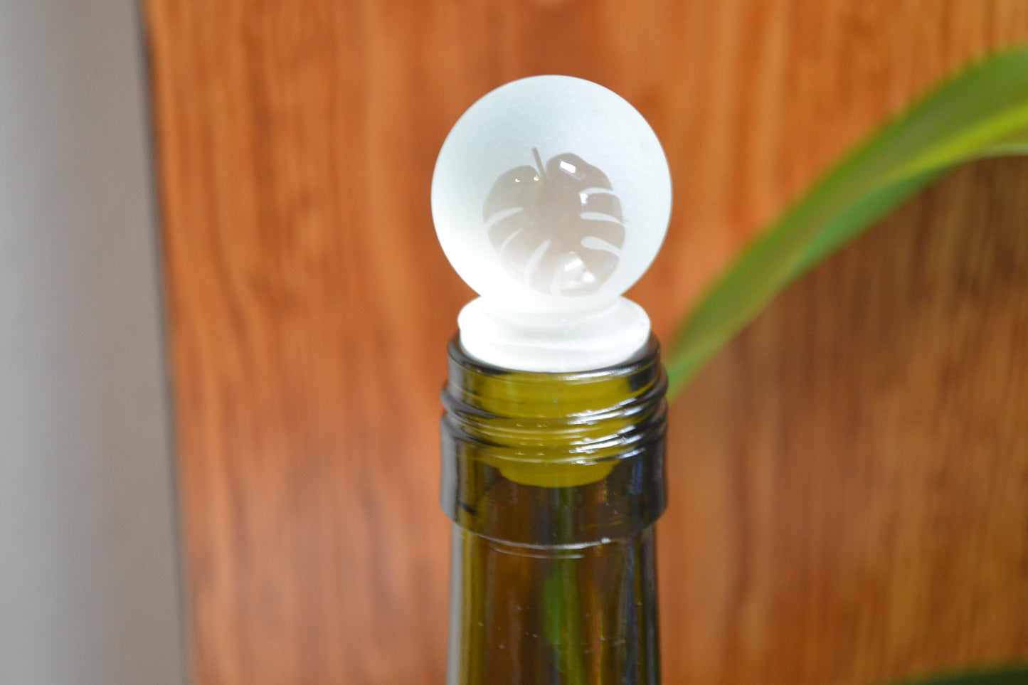 (L) Monstera Bottle Stopper, Wine Stopper